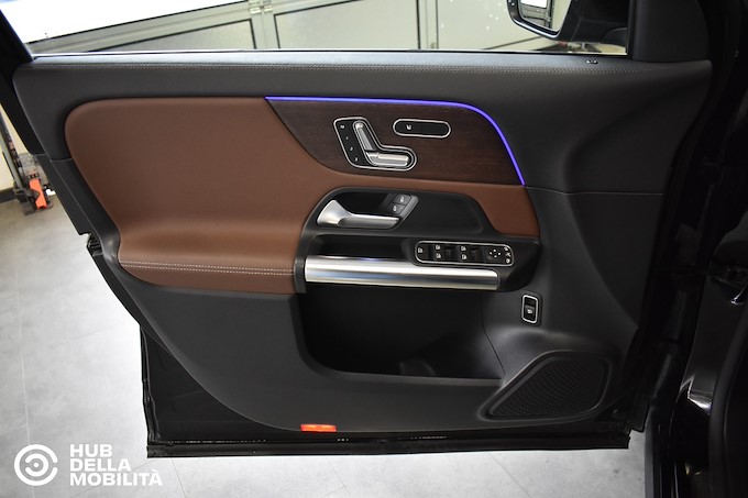 MERCEDES-BENZ GLA 200 d Automatic 4Matic Premium